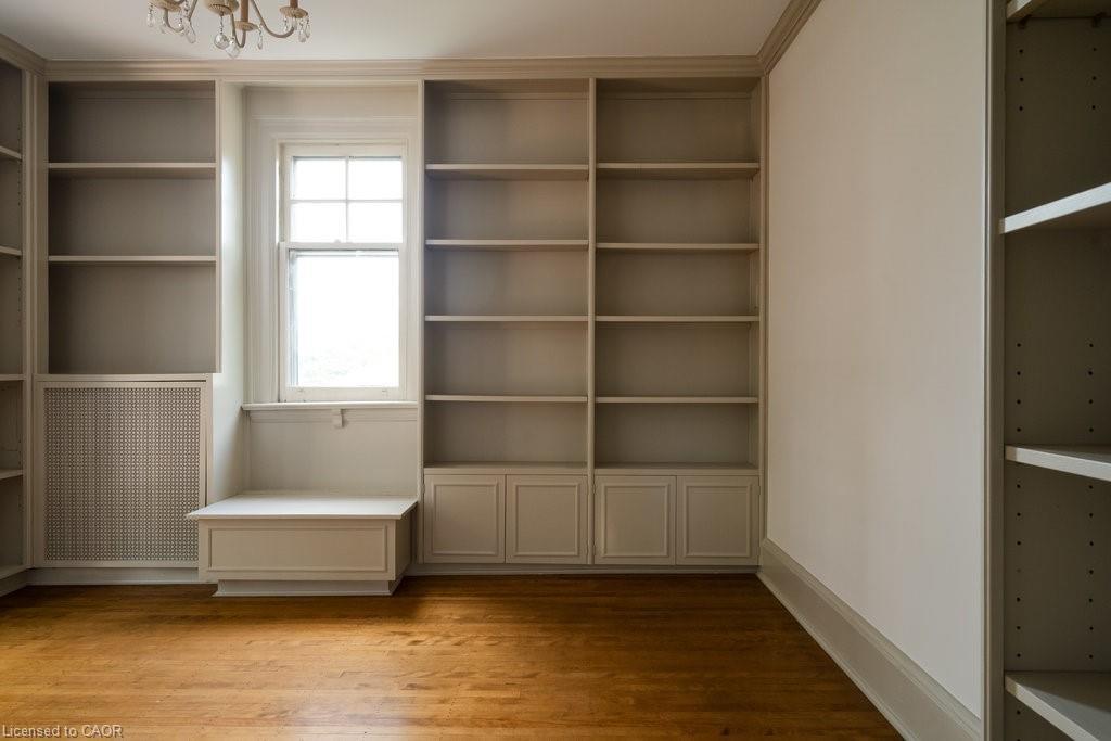 36 Mountwood Avenue, Hamilton, ON - Indoor Photo Showing Other Room