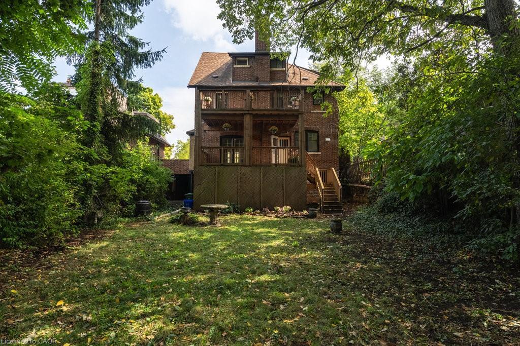 36 Mountwood Avenue, Hamilton, ON - Outdoor With Deck Patio Veranda