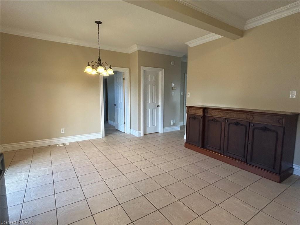 3 Booty Lane, Cambridge, ON - Indoor Photo Showing Other Room