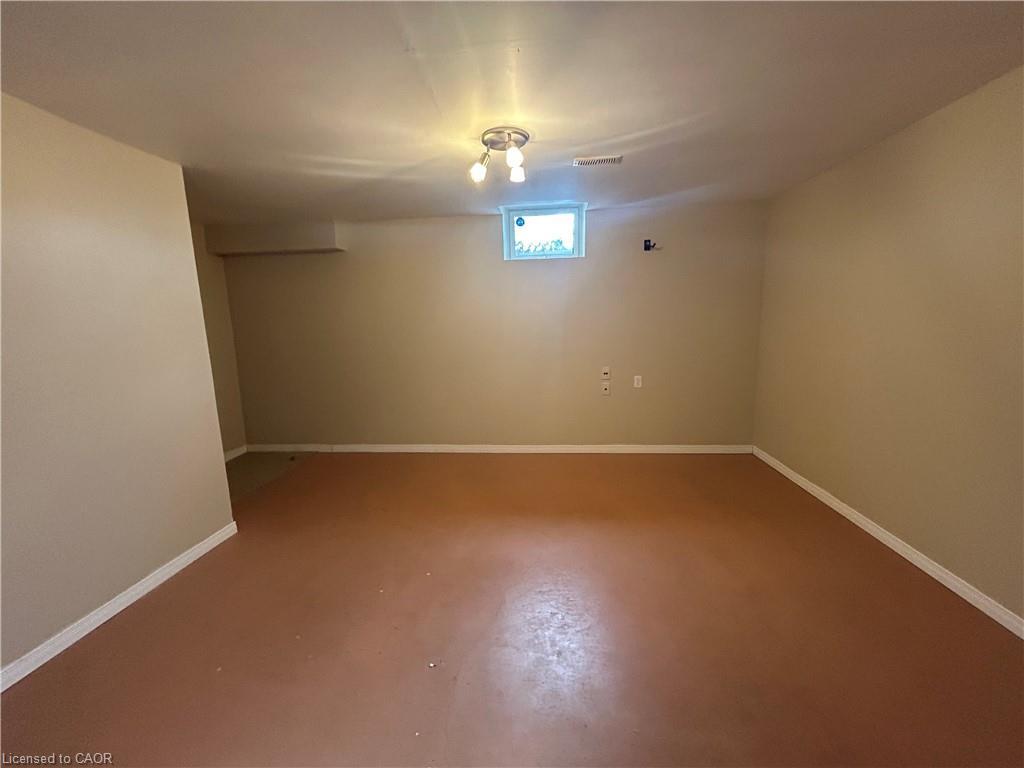 3 Booty Lane, Cambridge, ON - Indoor