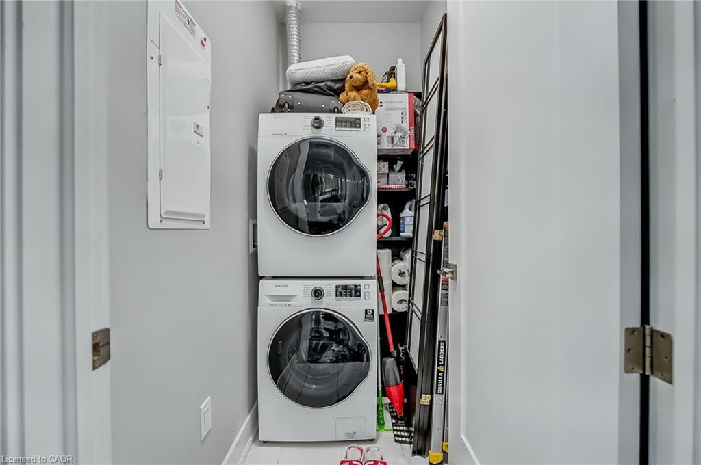 103-4040 Upper Middle Road, Burlington, ON - Indoor Photo Showing Laundry Room