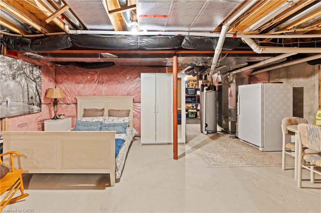 64 Abbott Place, Fonthill, ON - Indoor Photo Showing Basement