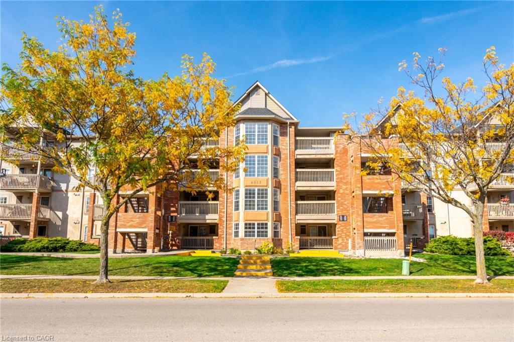 308-4015 Kilmer Drive, Burlington, ON - Outdoor With Balcony With Facade