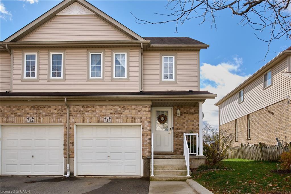 212 Red Clover Court, Kitchener, ON - Outdoor