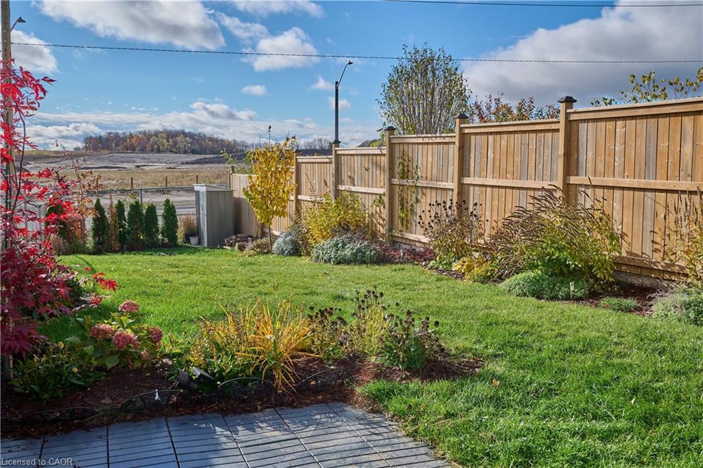 212 Red Clover Court, Kitchener, ON - Outdoor