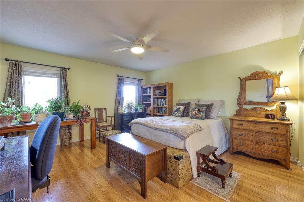 217 North Street E, Tillsonburg, ON - Indoor Photo Showing Bedroom