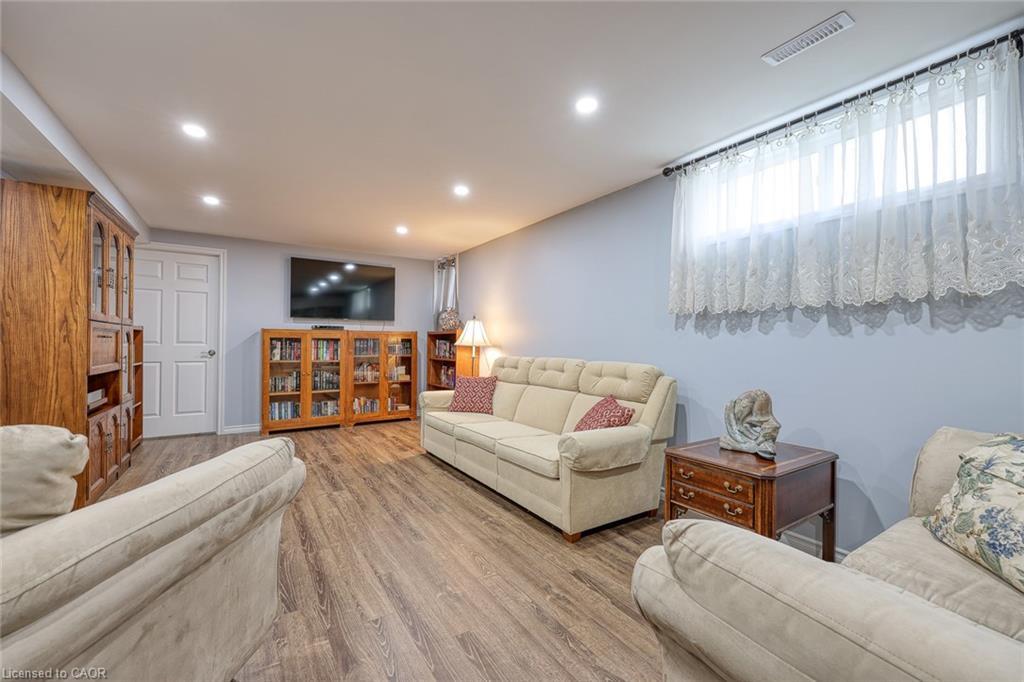 217 North Street E, Tillsonburg, ON - Indoor