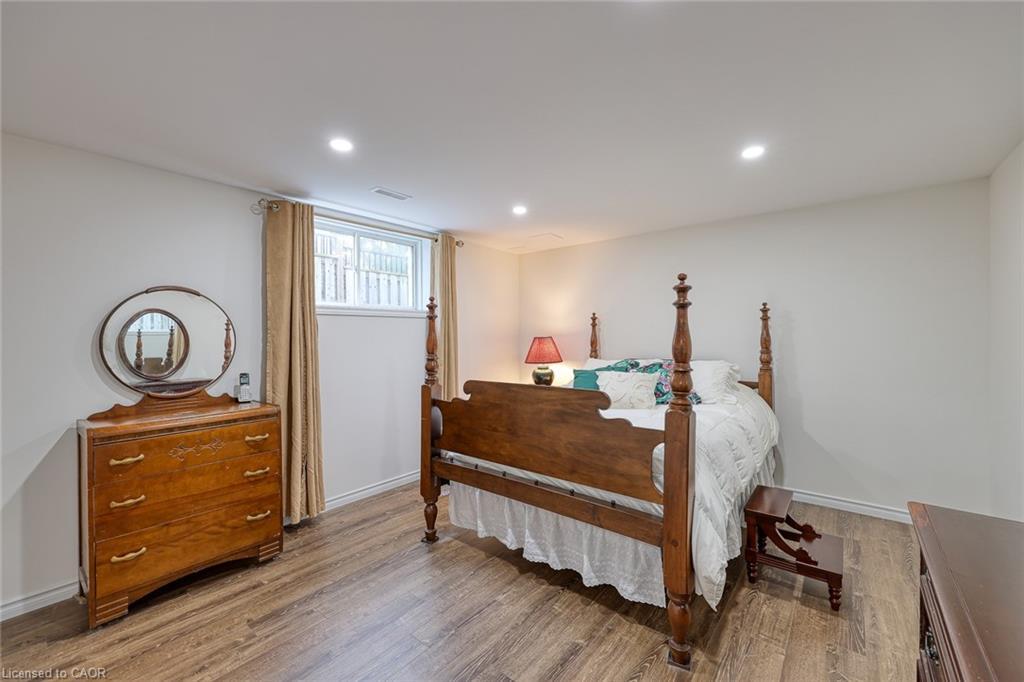 217 North Street E, Tillsonburg, ON - Indoor Photo Showing Bedroom