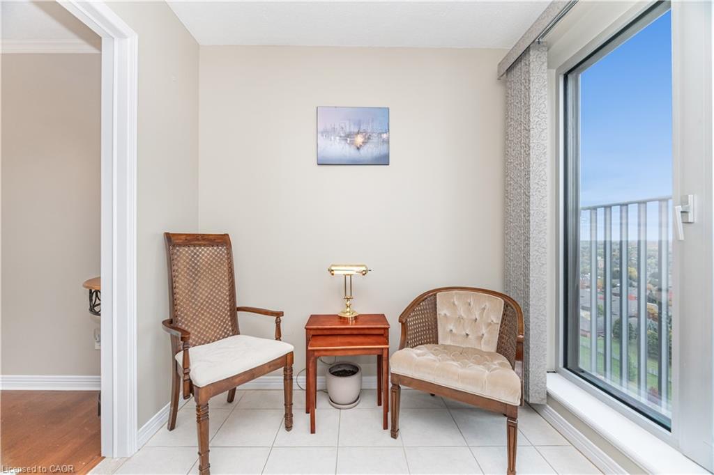 1602-190 Hespeler Road, Cambridge, ON - Indoor