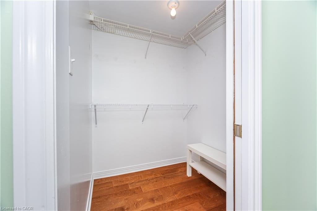 1602-190 Hespeler Road, Cambridge, ON - Indoor With Storage