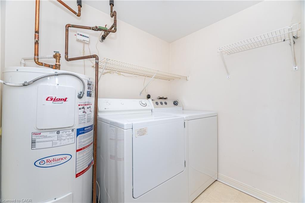1602-190 Hespeler Road, Cambridge, ON - Indoor Photo Showing Laundry Room