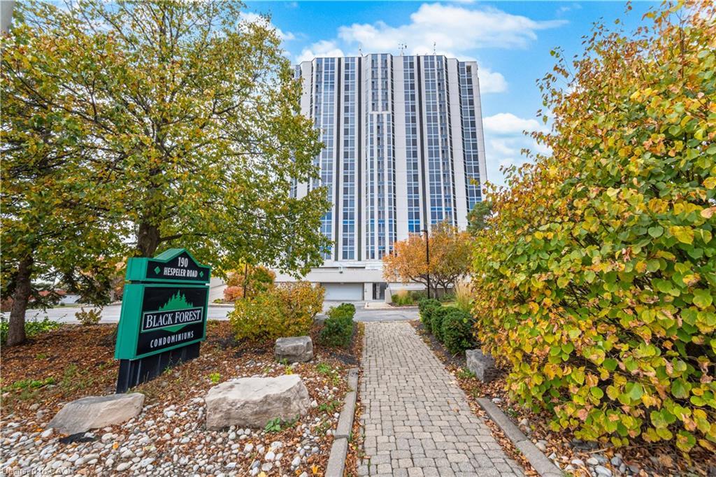 1602-190 Hespeler Road, Cambridge, ON - Outdoor