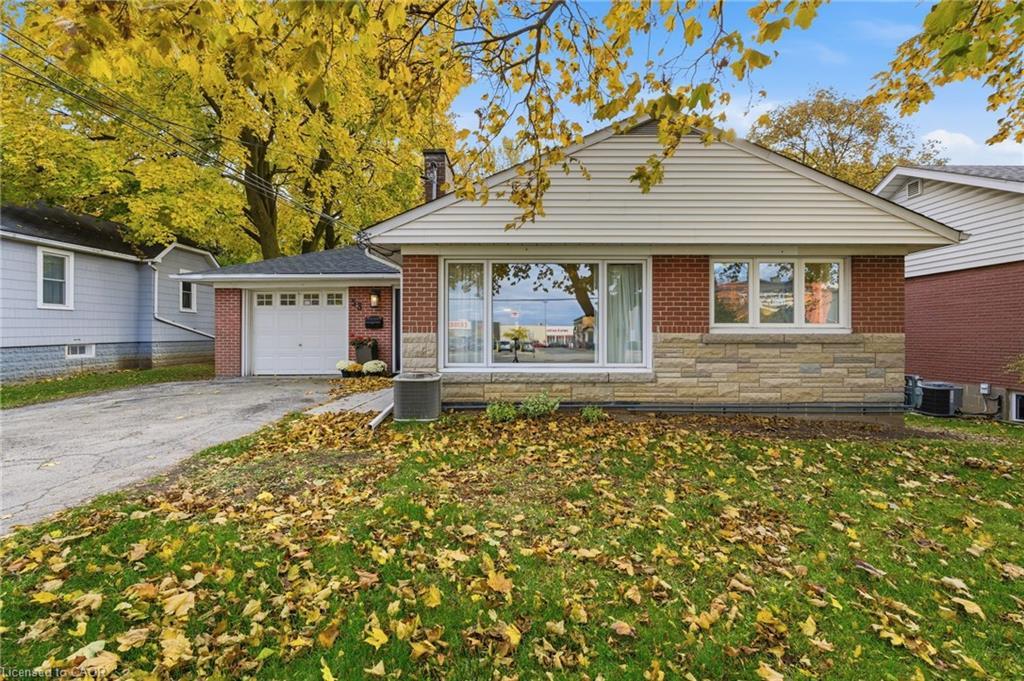 53 Livingston Avenue, Grimsby, ON - Outdoor