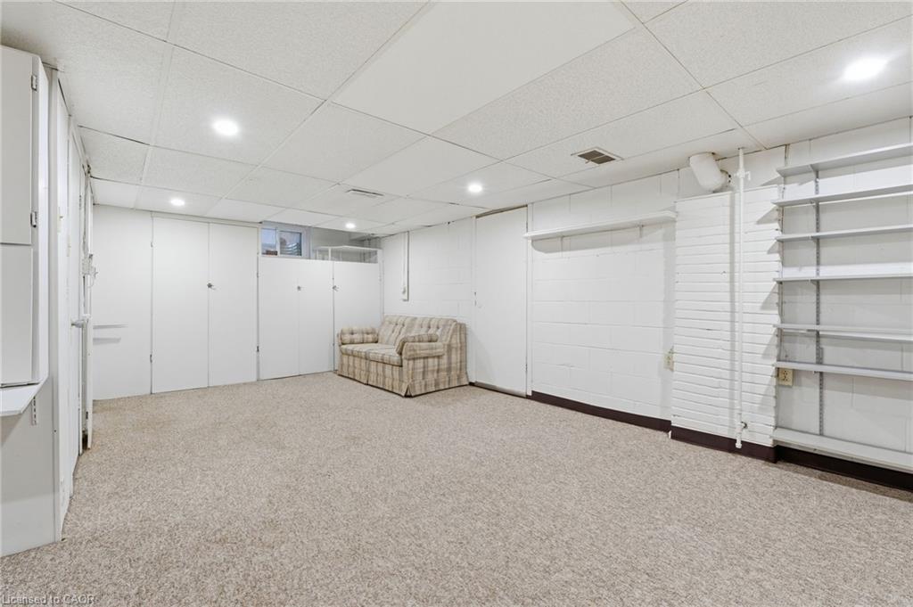 53 Livingston Avenue, Grimsby, ON - Indoor