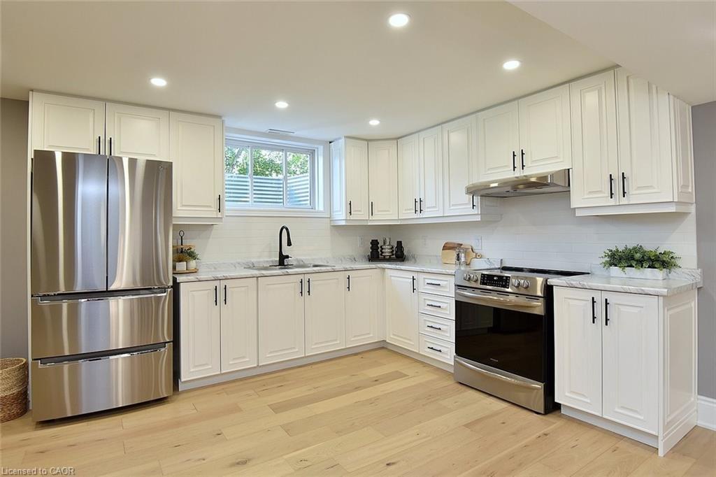 796 Highway 6, Haldimand County, ON - Indoor Photo Showing Kitchen