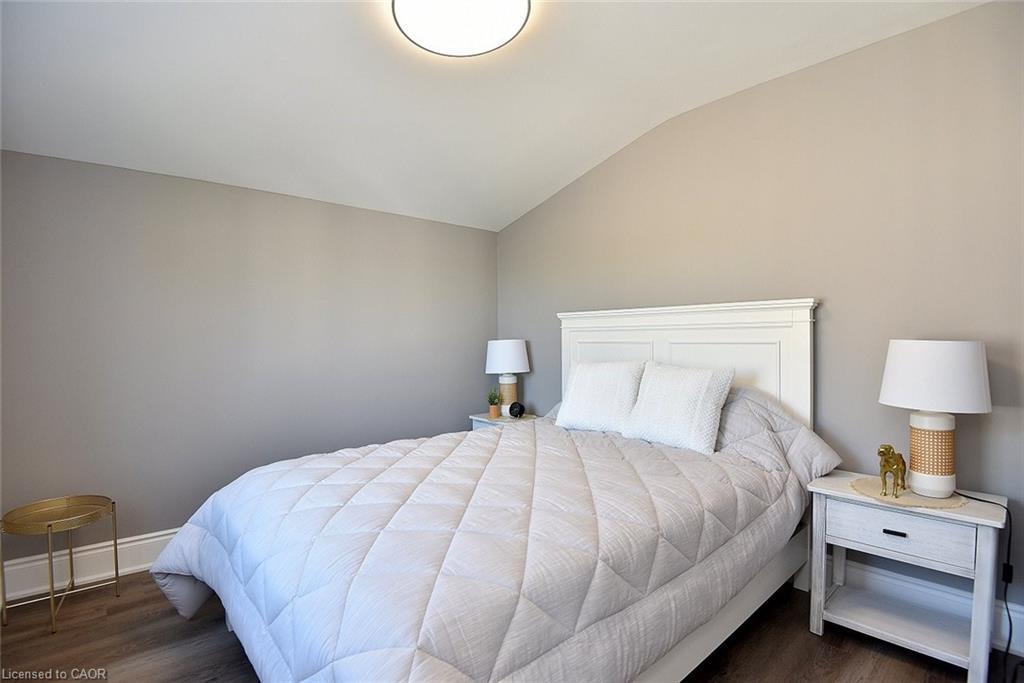 796 Highway 6, Haldimand County, ON - Indoor Photo Showing Bedroom