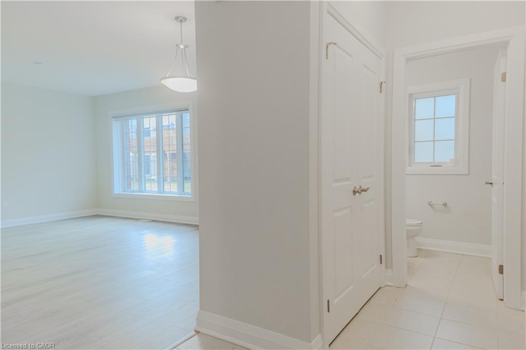 241 Raspberry Place, Waterloo, ON - Indoor Photo Showing Other Room