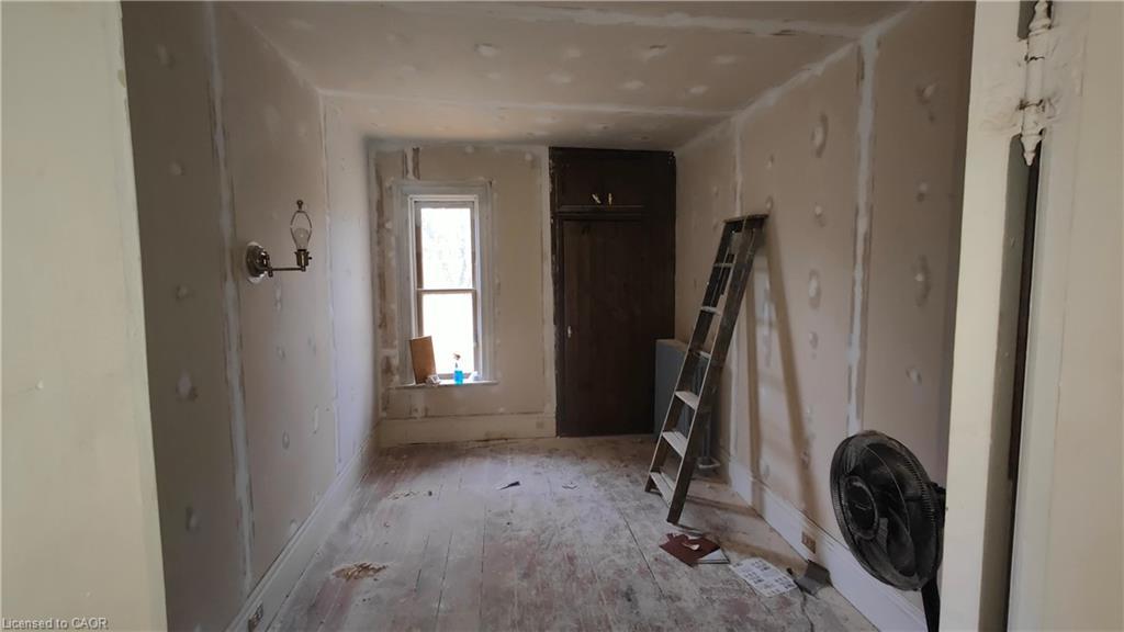 104 Patrick Street E, Wingham, ON - Indoor Photo Showing Other Room