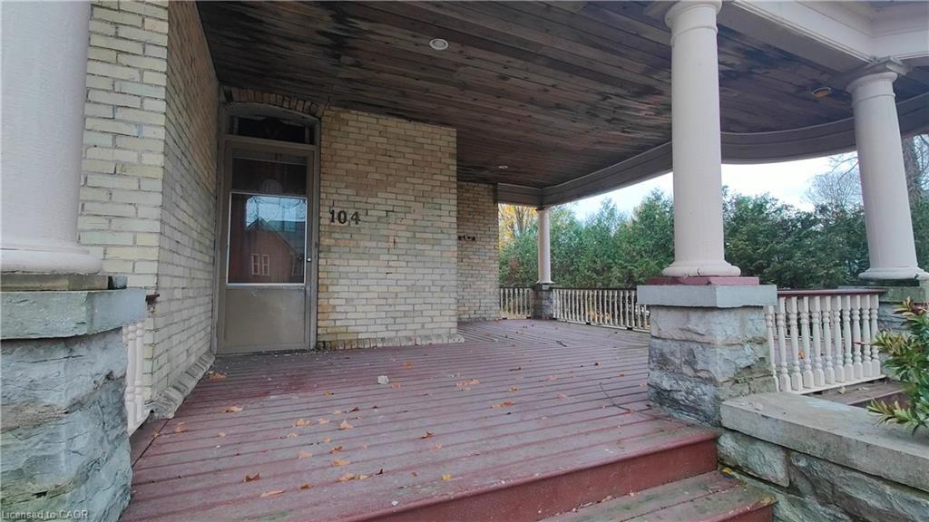 104 Patrick Street E, Wingham, ON - Outdoor With Exterior