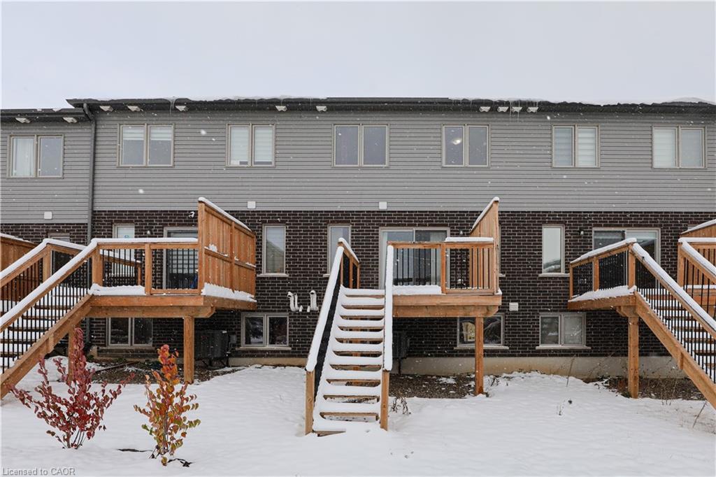 105 Pony Way, Kitchener, ON - Outdoor