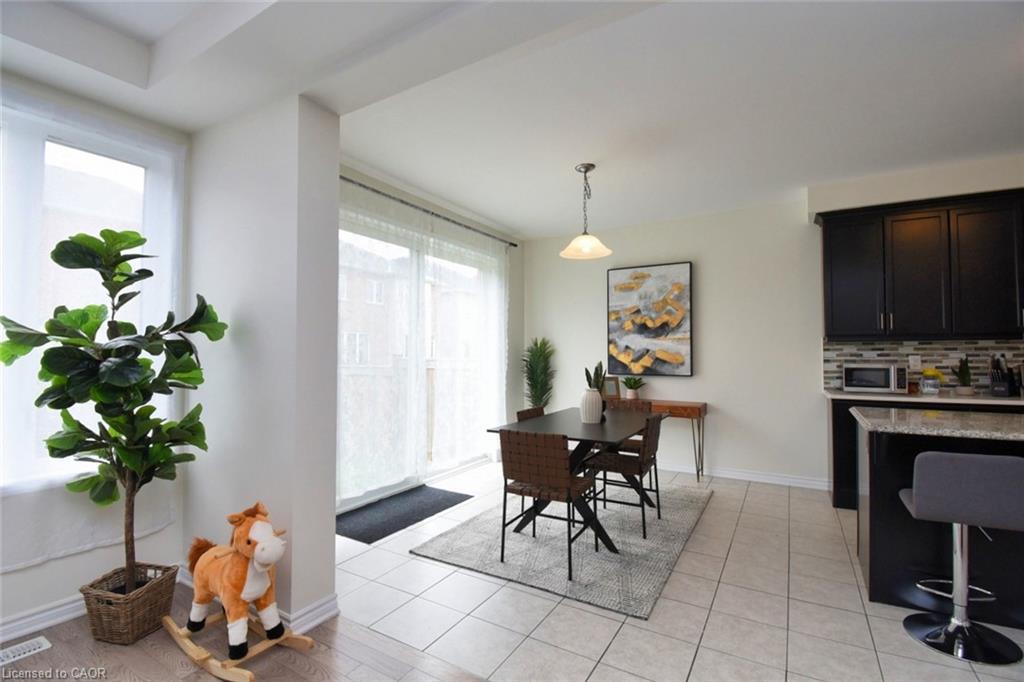 56 Forest Ridge Drive, Waterdown, ON - Indoor