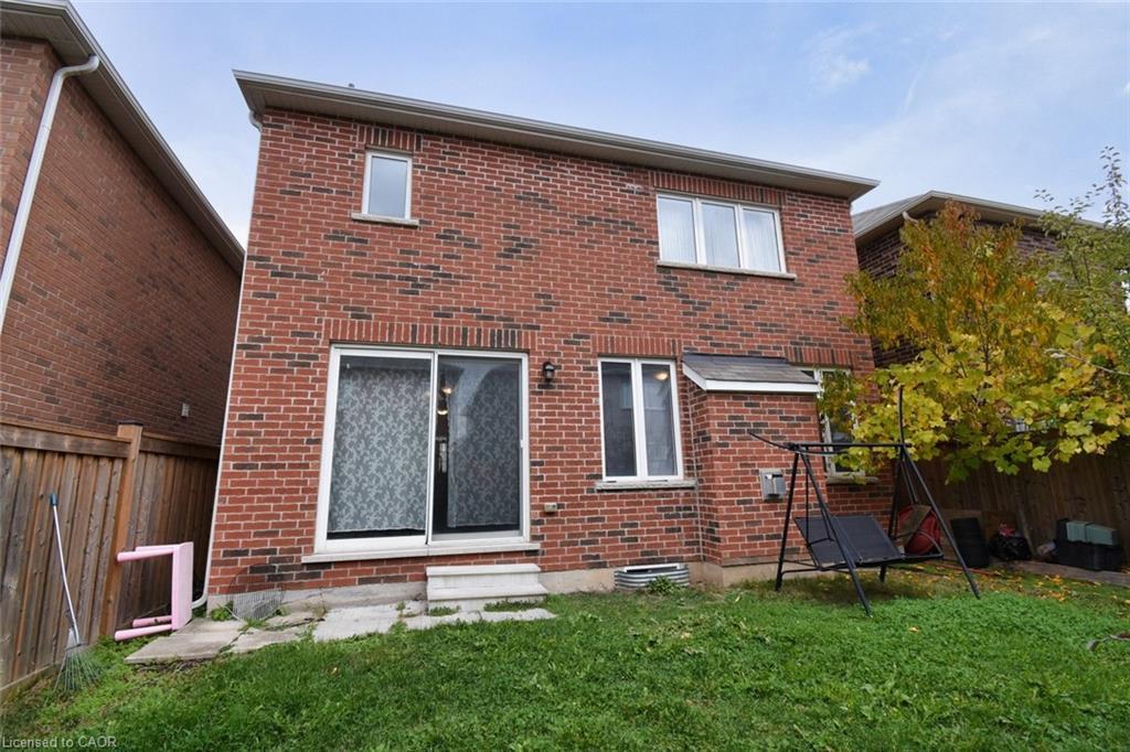 56 Forest Ridge Drive, Waterdown, ON - Outdoor With Exterior