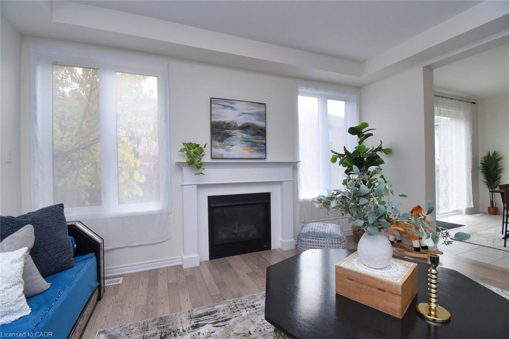56 Forest Ridge Drive, Waterdown, ON - Indoor Photo Showing Living Room With Fireplace