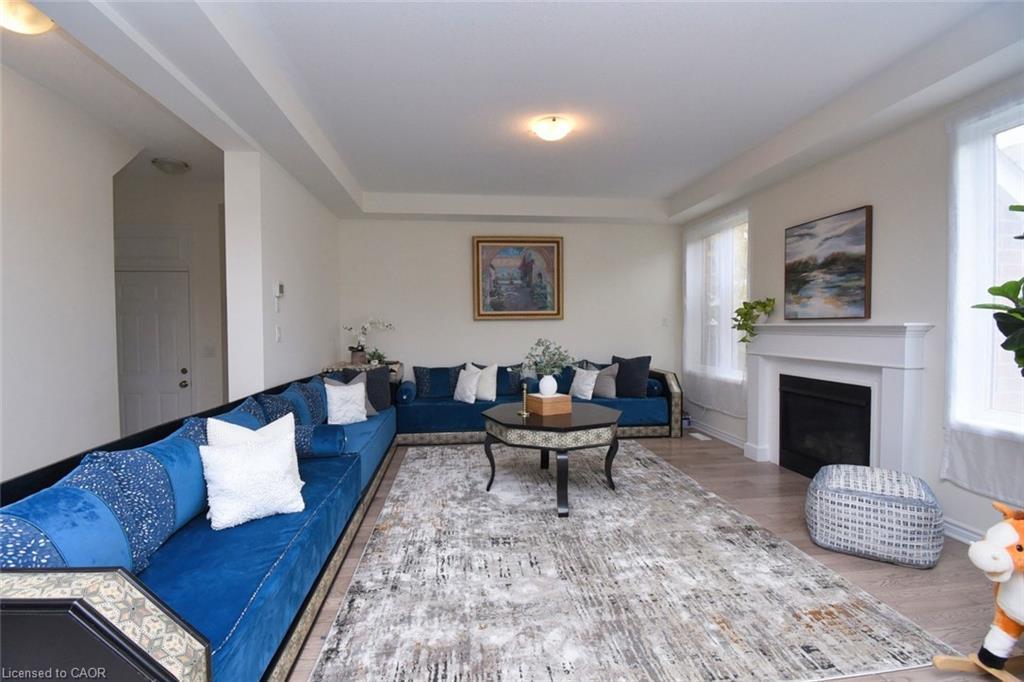 56 Forest Ridge Drive, Waterdown, ON - Indoor Photo Showing Living Room With Fireplace