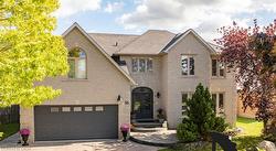 35 Lido Drive Stoney Creek, ON L8E 5E8