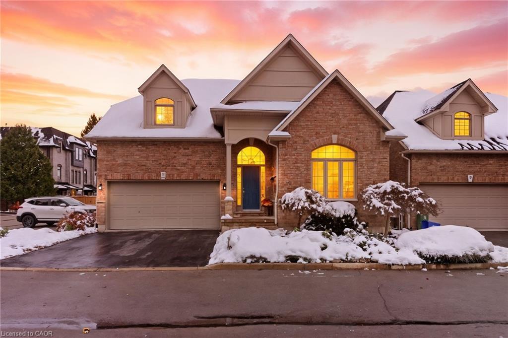 6-195 Wilson Street W, Ancaster, ON - Outdoor