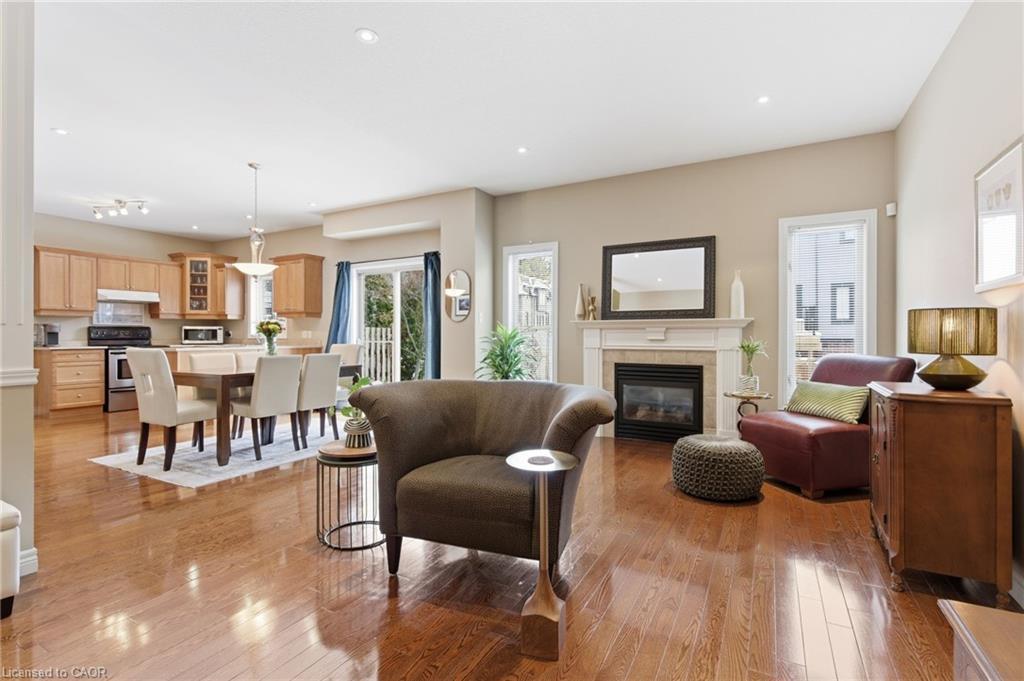 6-195 Wilson Street W, Ancaster, ON - Indoor Photo Showing Living Room With Fireplace