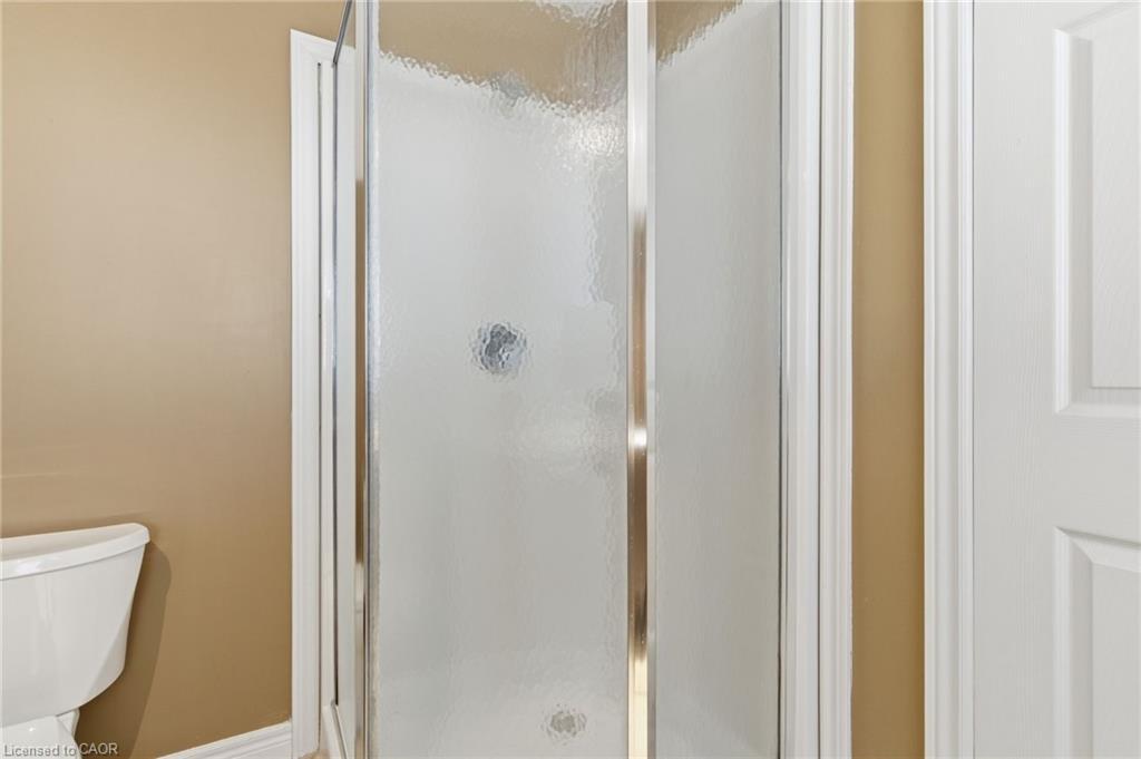 6-195 Wilson Street W, Ancaster, ON - Indoor Photo Showing Bathroom