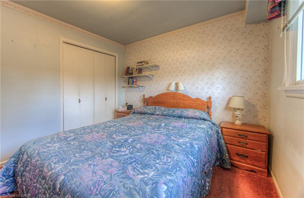 78 Dudhope Avenue, Cambridge, ON - Indoor Photo Showing Bedroom