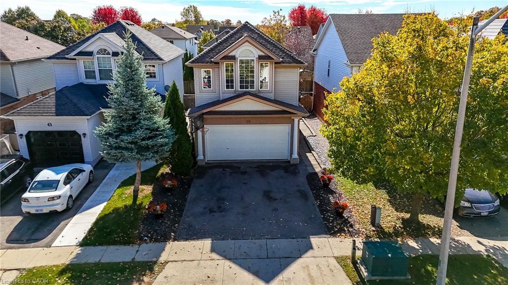 39 Karalee Crescent, Cambridge, ON - Outdoor With Facade
