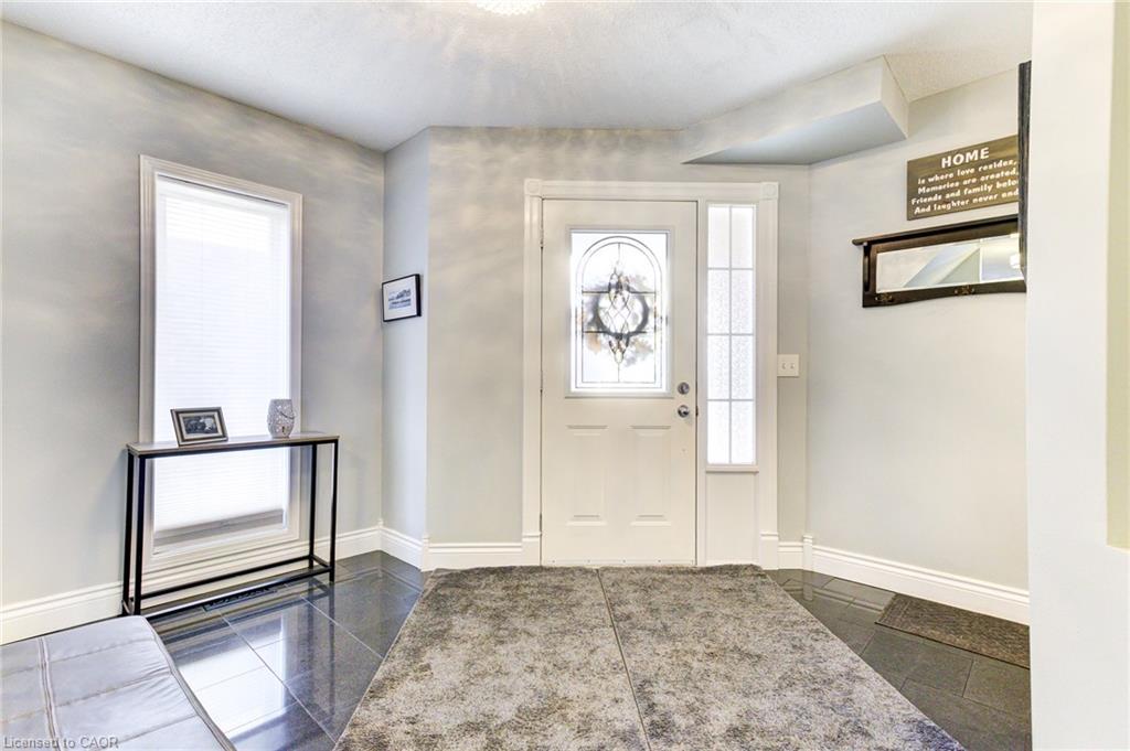 39 Karalee Crescent, Cambridge, ON - Indoor Photo Showing Other Room