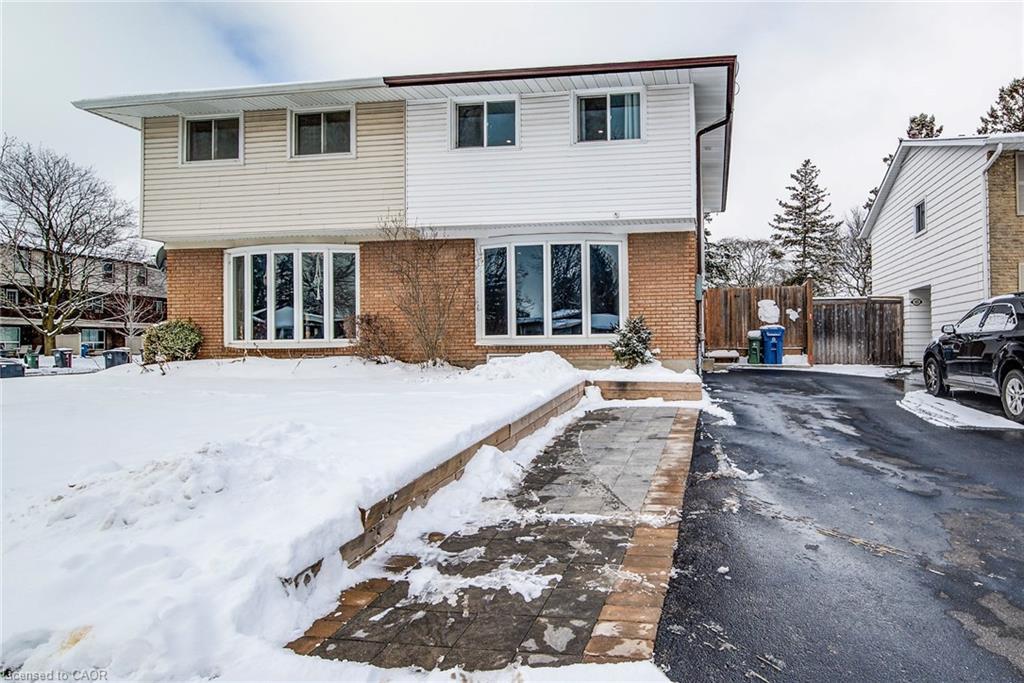 67 Burns Drive, Guelph, ON - Outdoor