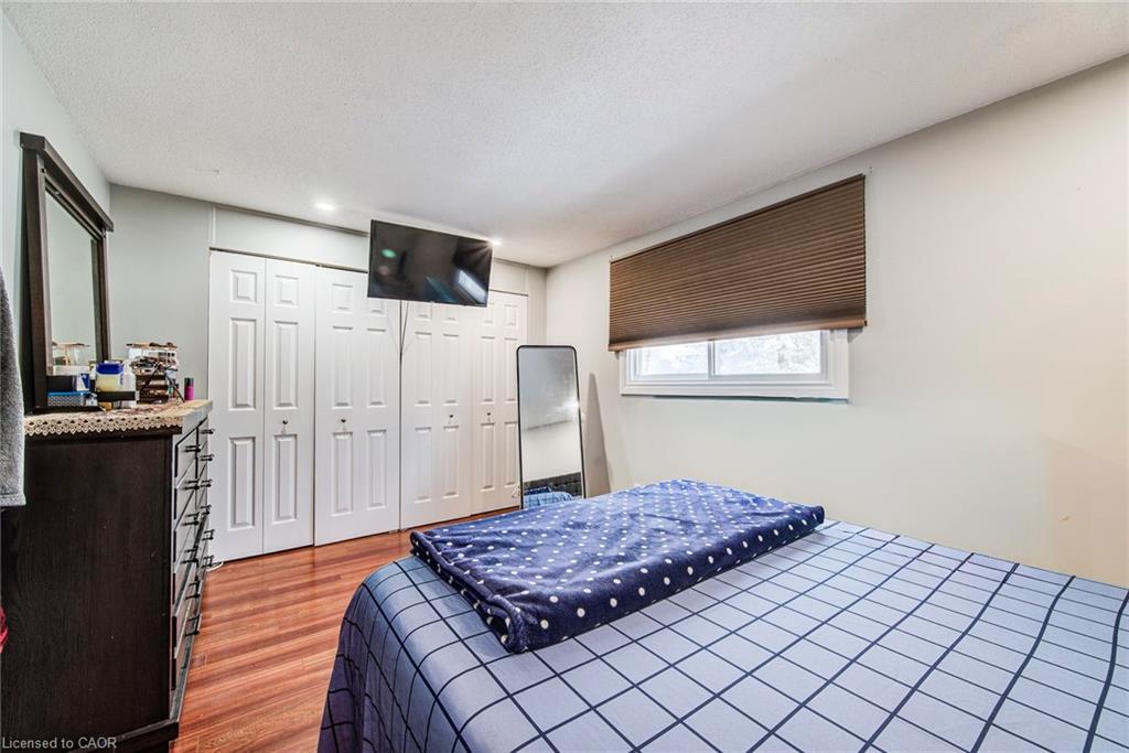 67 Burns Drive, Guelph, ON - Indoor Photo Showing Bedroom