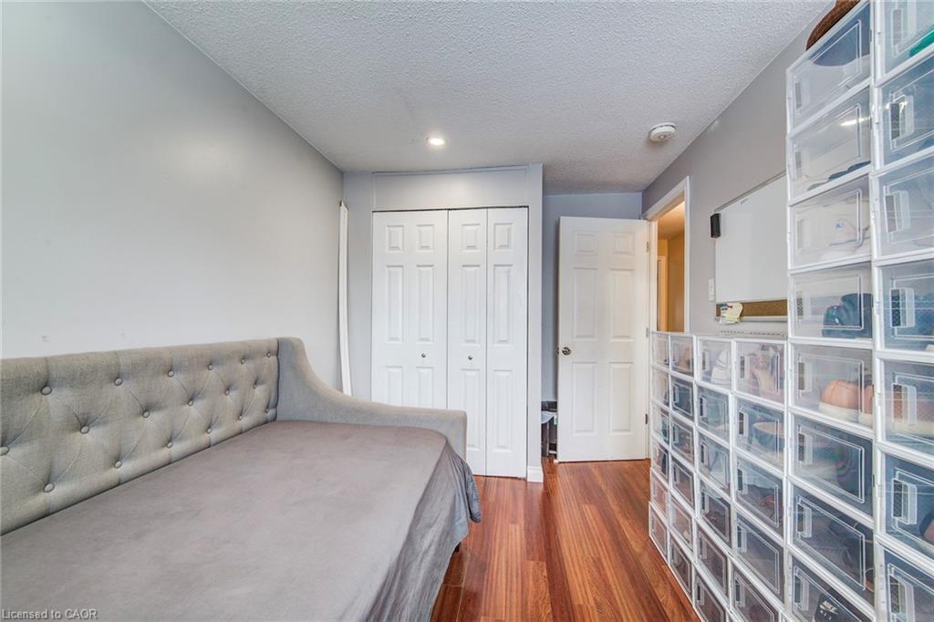 67 Burns Drive, Guelph, ON - Indoor Photo Showing Other Room