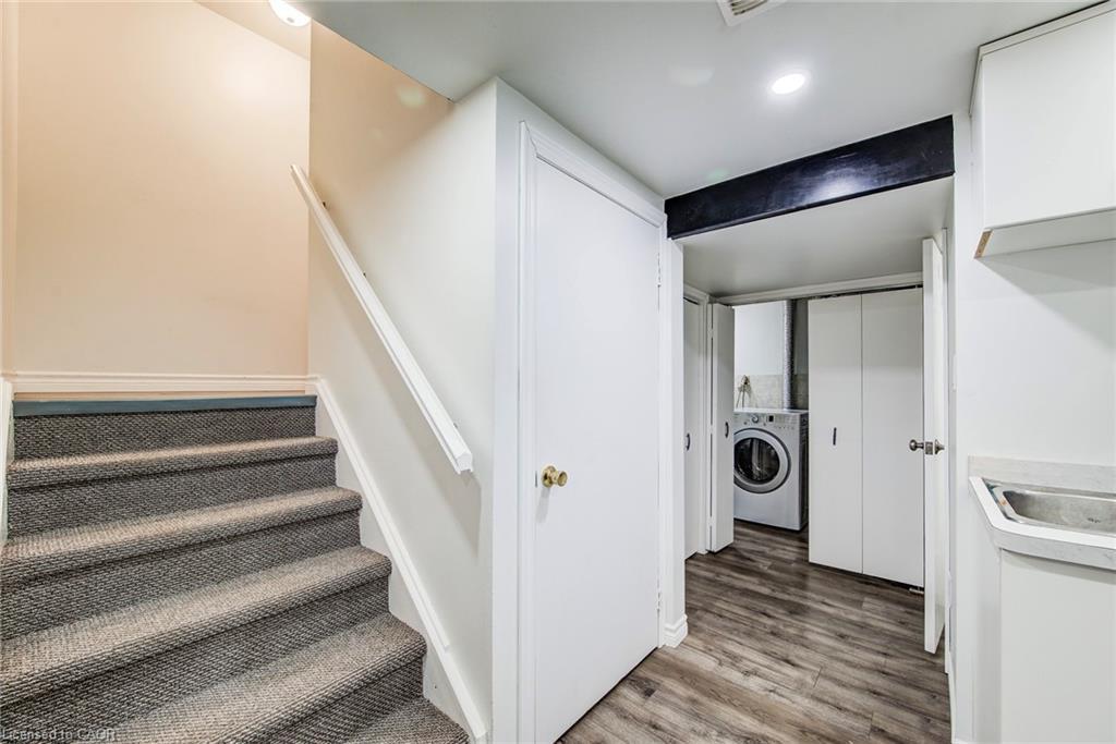 67 Burns Drive, Guelph, ON - Indoor