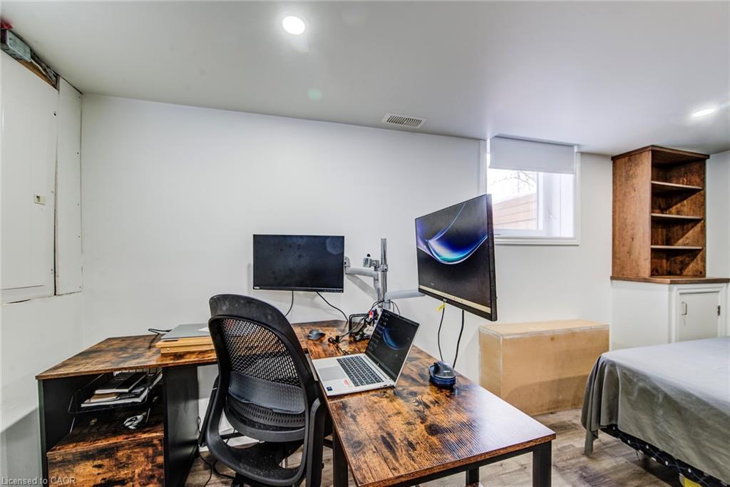 67 Burns Drive, Guelph, ON - Indoor Photo Showing Office