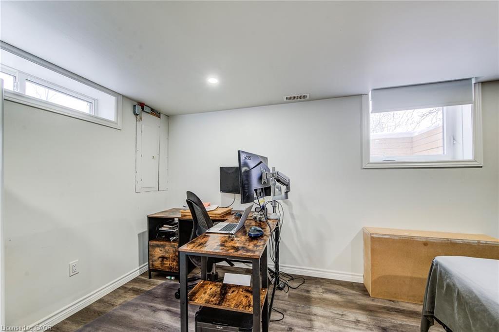 67 Burns Drive, Guelph, ON - Indoor Photo Showing Office