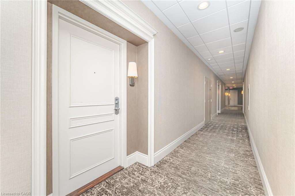 Ph07-3085 Bloor Street W, Etobicoke, ON - Indoor Photo Showing Other Room