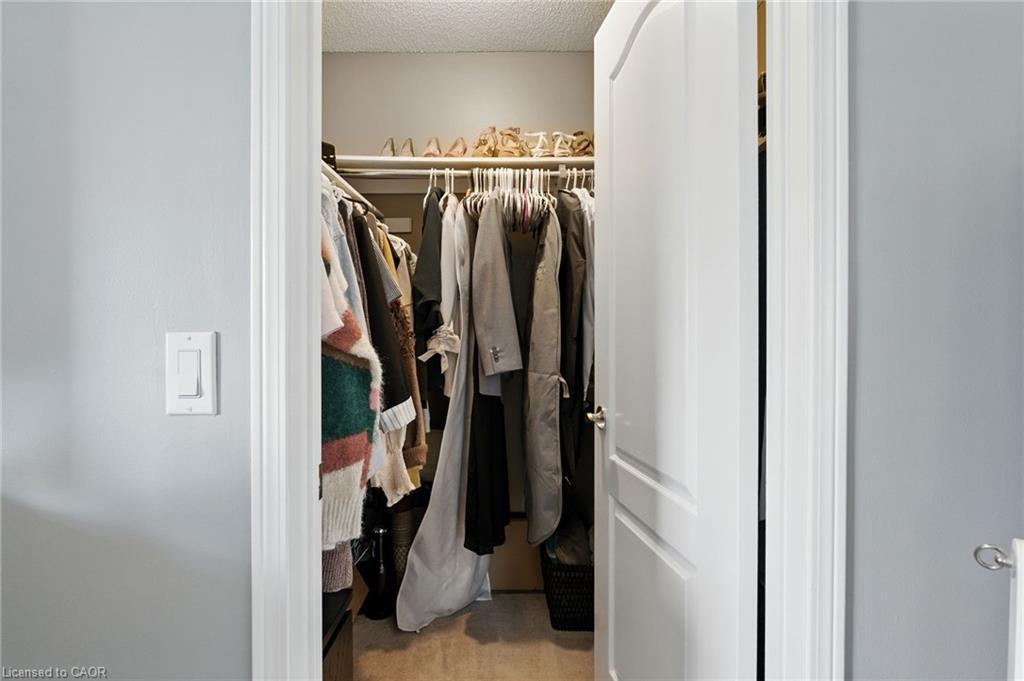 41-710 Spring Gardens Road, Burlington, ON - Indoor With Storage