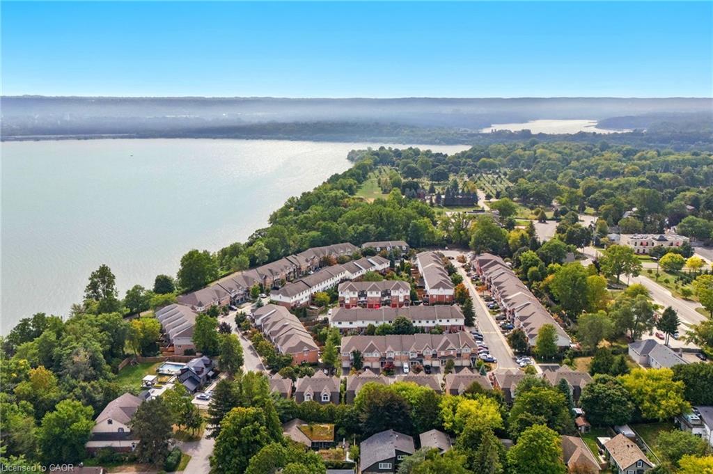 41-710 Spring Gardens Road, Burlington, ON - Outdoor With Body Of Water With View
