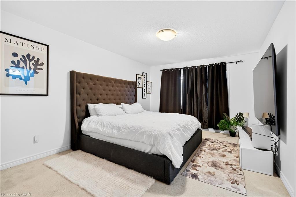 57 Sparkle Drive, Thorold, ON - Indoor Photo Showing Bedroom