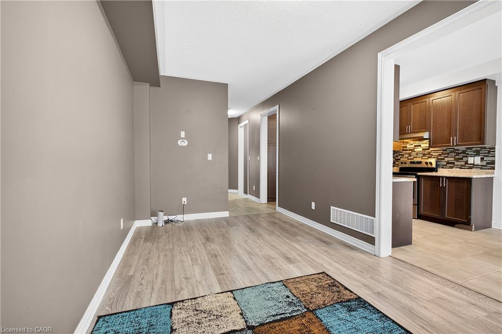 57 Sparkle Drive, Thorold, ON - Indoor Photo Showing Other Room