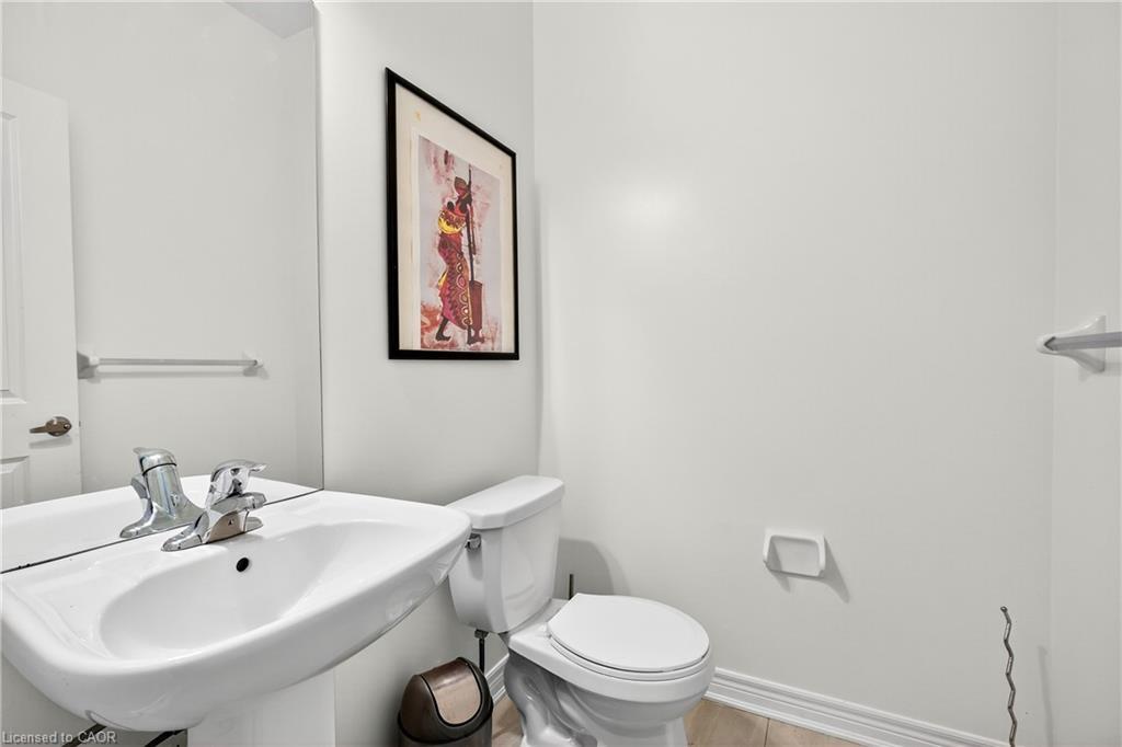 57 Sparkle Drive, Thorold, ON - Indoor Photo Showing Bathroom