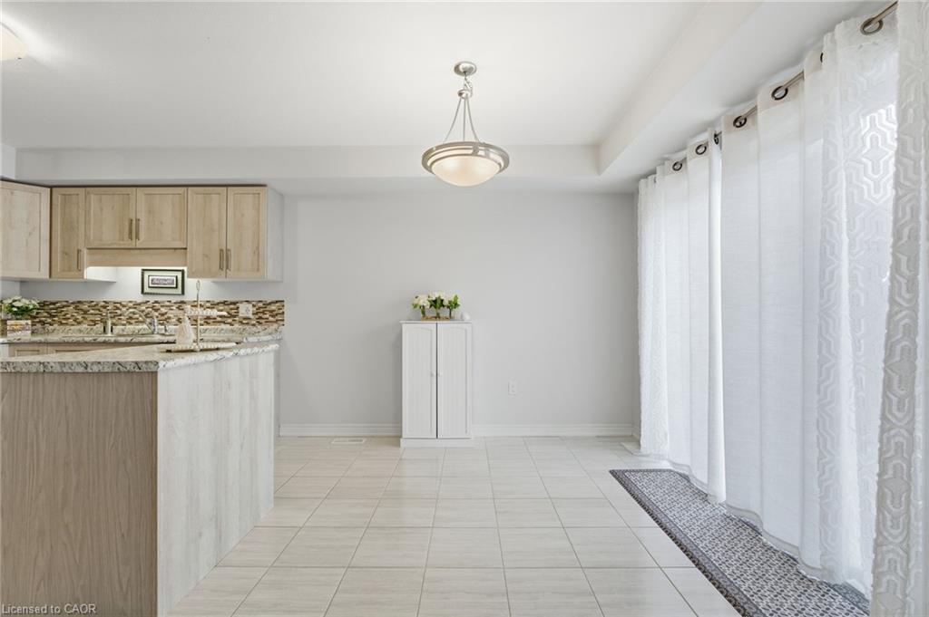 45-340 Prospect Point, Ridgeway, ON - Indoor Photo Showing Kitchen