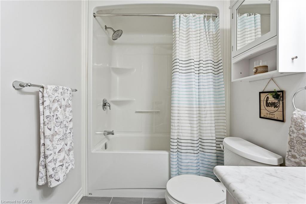 45-340 Prospect Point, Ridgeway, ON - Indoor Photo Showing Bathroom