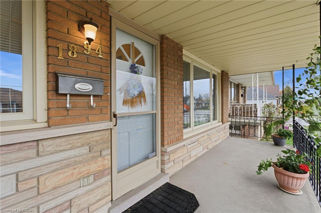 1894 Main Street E, Hamilton, ON - Outdoor With Deck Patio Veranda With Exterior